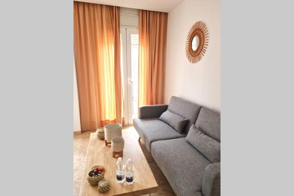 Calmahouse Carihuela Lägenhet Torremolinos Exteriör bild